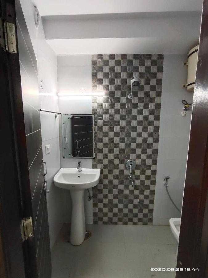 Hotel Royal Town Nowe Delhi Zewnętrze zdjęcie